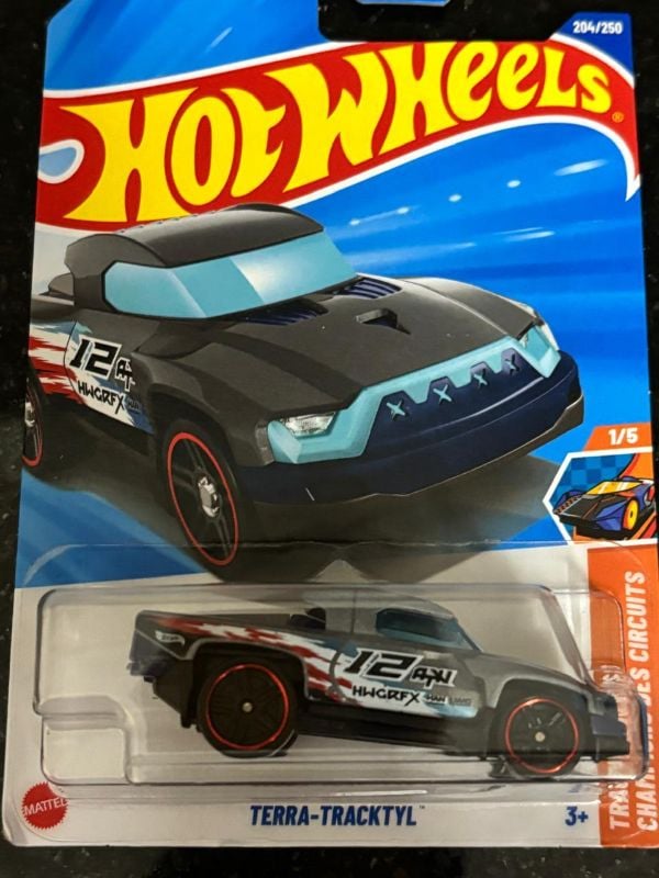 TERRA TRACKTYL
