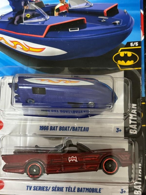 BATMAN COMBO (BATMOBILE + '66 BAT BOAT)