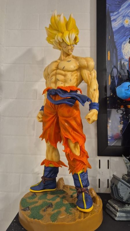 Son Goku - Super Saiyan Form (Battle-Damaged)