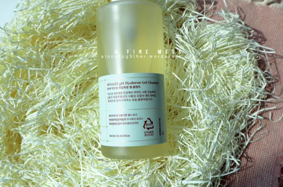 HYGGEE pH Hyaluron Gel Cleanser 400ml