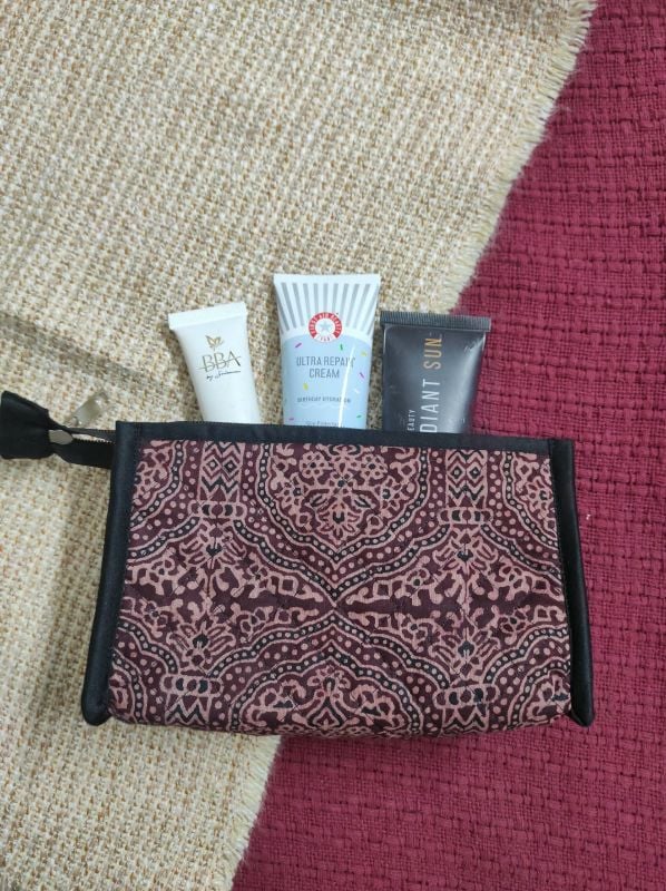 Pouch D37 - 5" X 8"