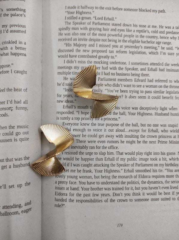 Zig Zag Golden Earrings
