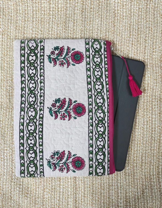 Ipad/ Tablet Pouch - 8.5"x12"