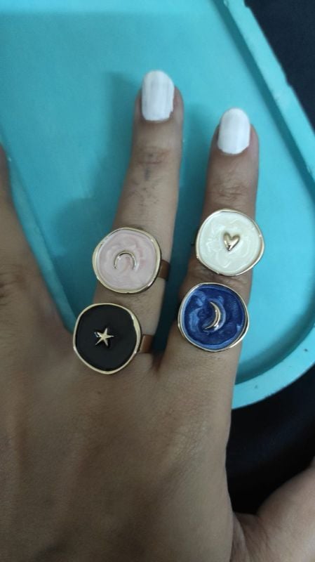 Enamel Ring set of 4 - Adjustable