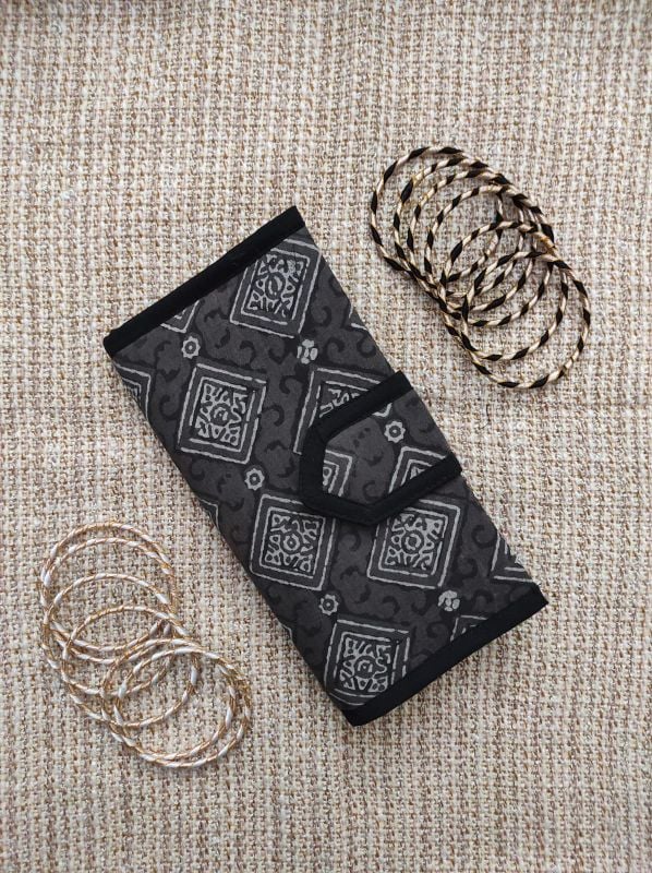 Wallet Clutch D4