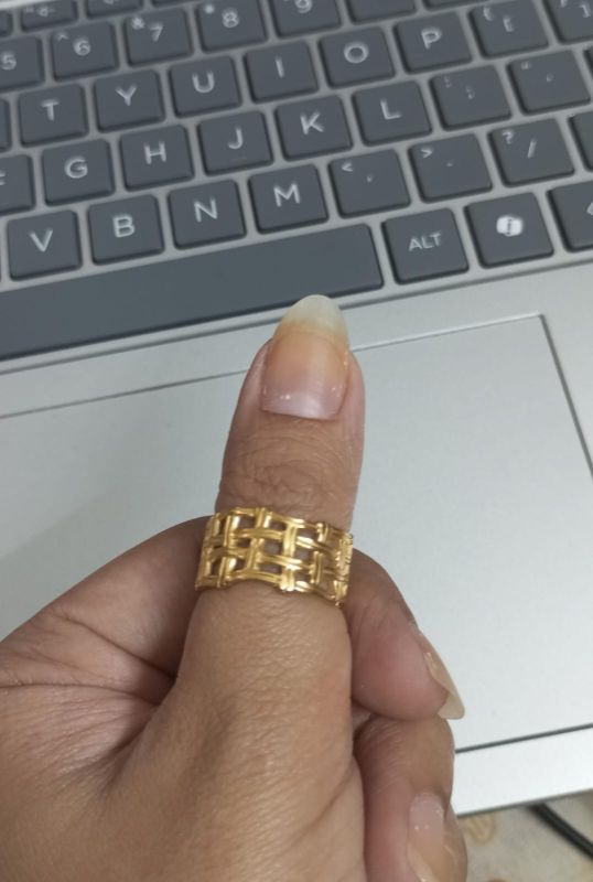 Tarnish free Ring - Adjustable D4