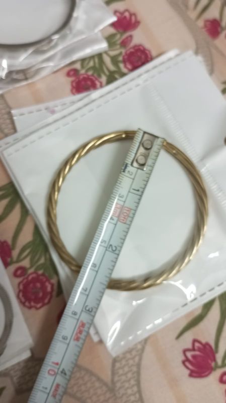 Twisted golden brass bracelet