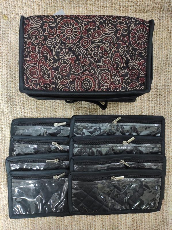 Organiser D4