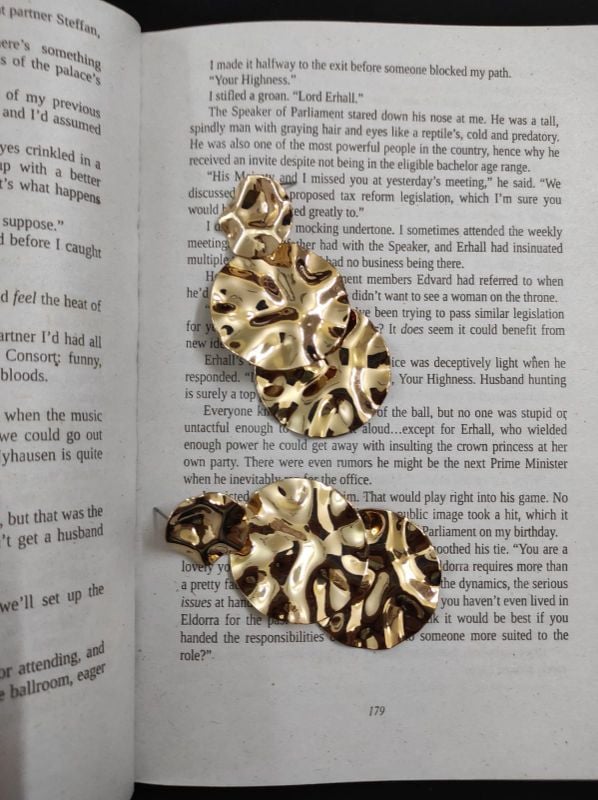 Golden circle 3 layered earrings