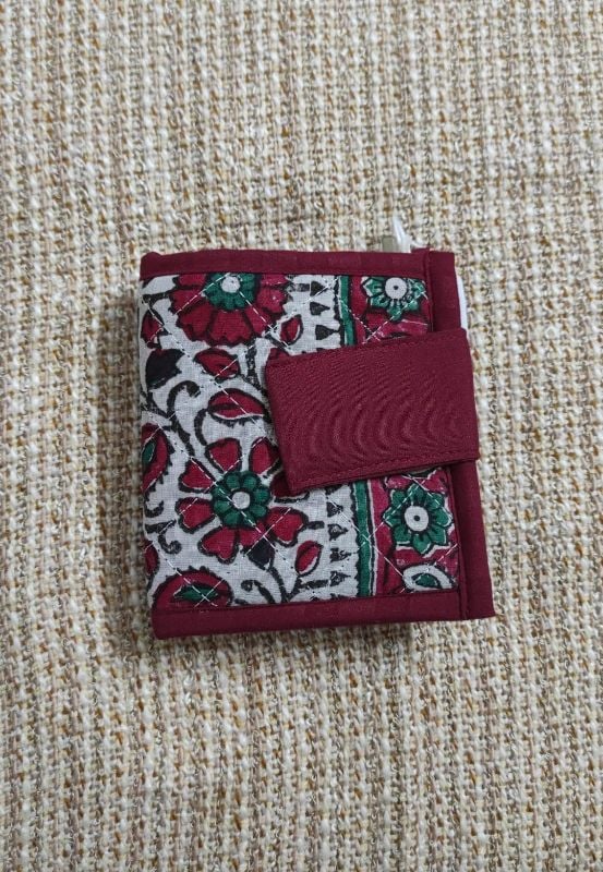 Small Wallet D6