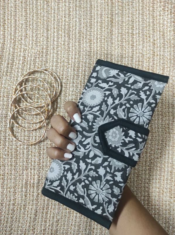 Wallet Clutch D29
