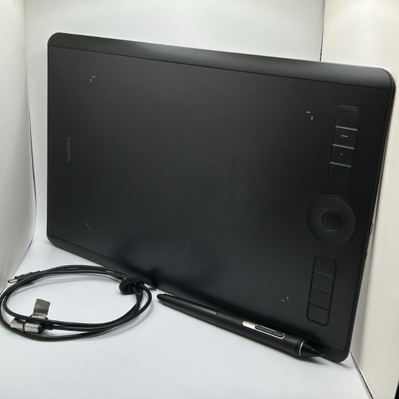 タブレット WACOM Intuos Pro PTH-660