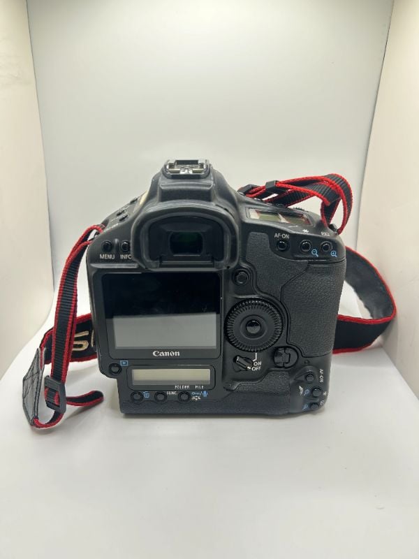 Canon EOS 1DS Mark iii