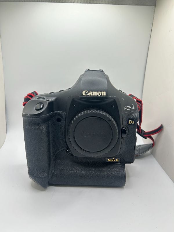 Canon EOS 1DS Mark iii