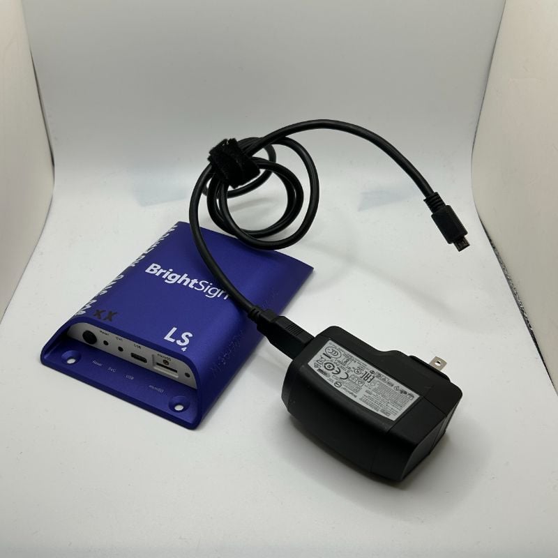 M-3647-DV