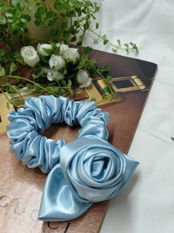 Scrunchies Rose (Azul Claro)