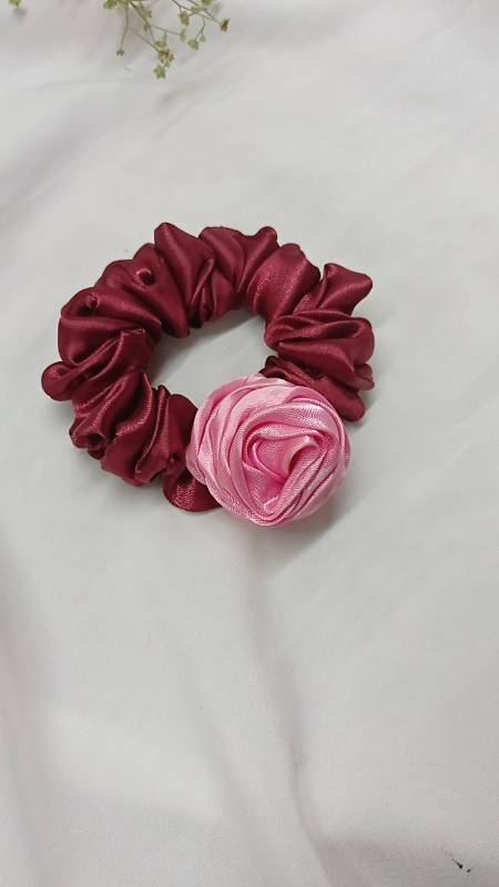 Scrunchie Rose (Rojo Vino / Rosado)