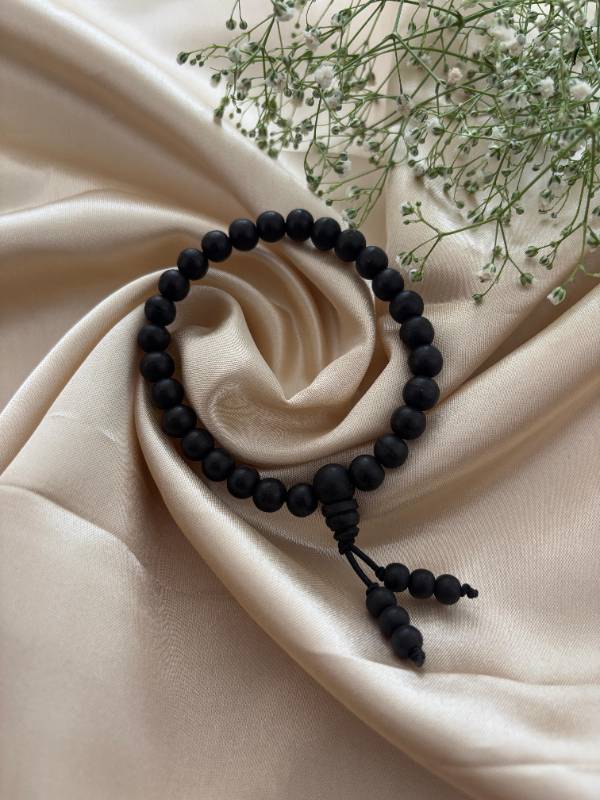 Karungali bracelet(8mm)