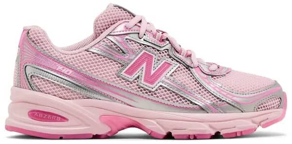New Balance 740 Pink