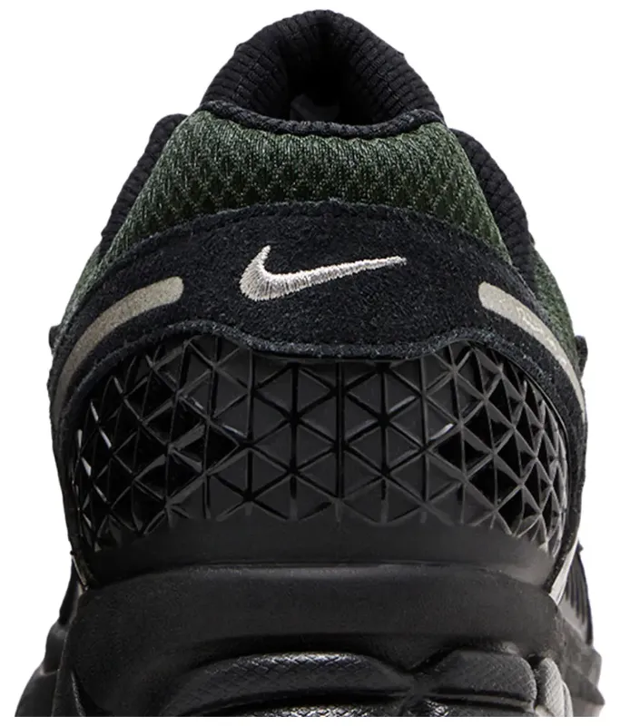 Nike Air Zoom Vomero 5 'Black Sequoia'