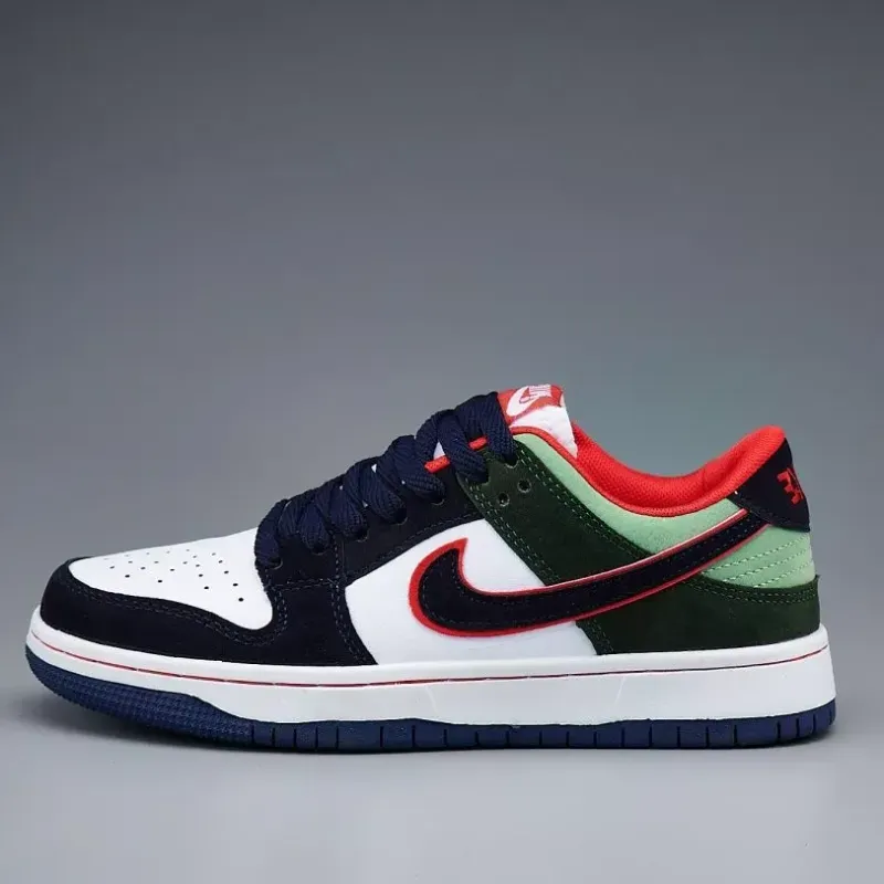 Dunk Low X Otomo Katsuhiro "Steamboy"
770.00 Dh Original