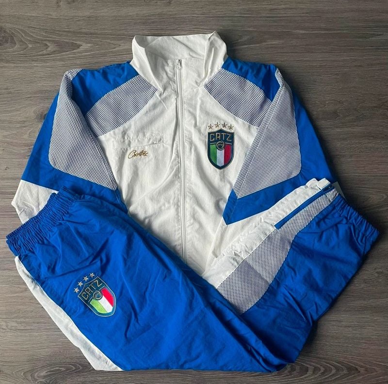 Ensemble Corteiz Italy