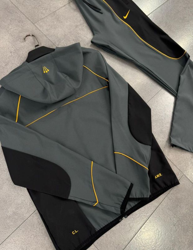 Ensemble Nike Woven Gris