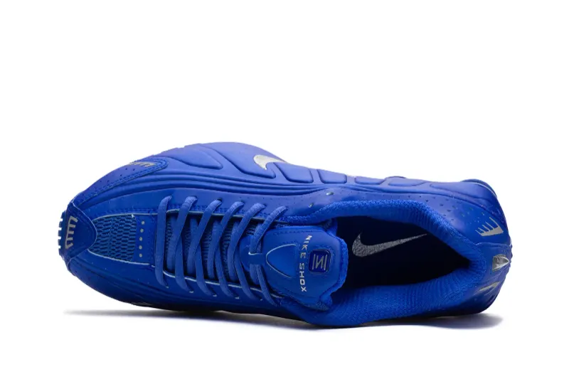 Nike
Shox R4 WMNS « Racer Blue Metallic Silver »