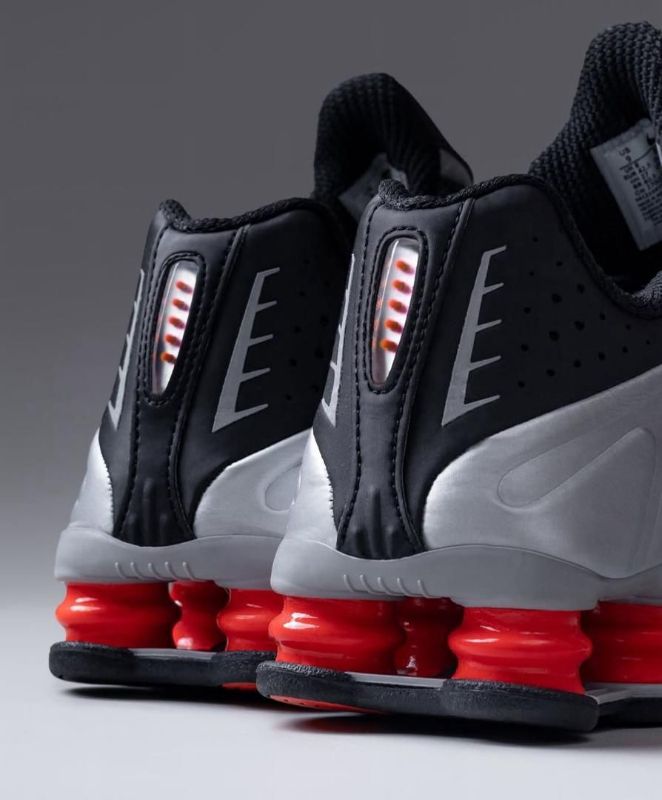 Nike Shox R4 OG Black Metallic