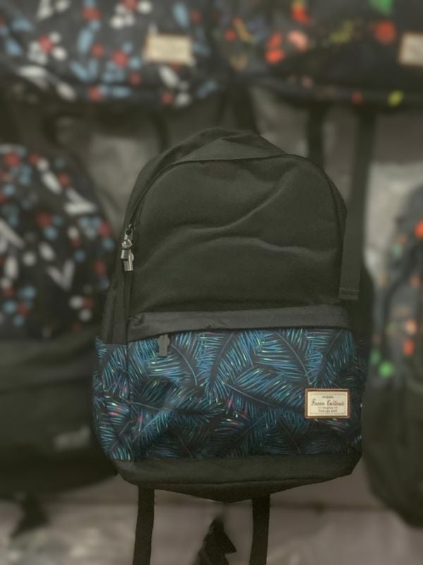 Sacs Forever Cultivate 005