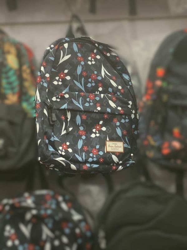 Sacs Forever Cultivate 004