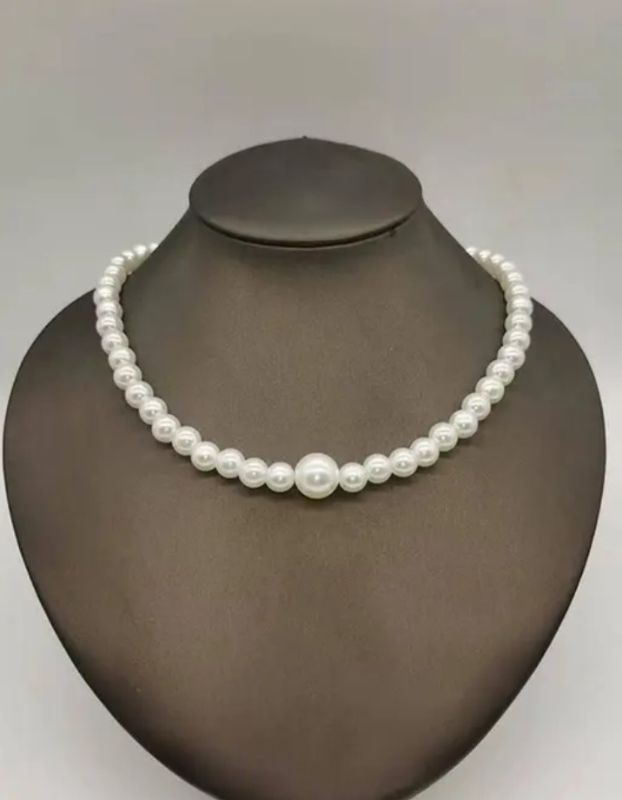 Westurn Wear Stylish & Gauses White Colour Necklace