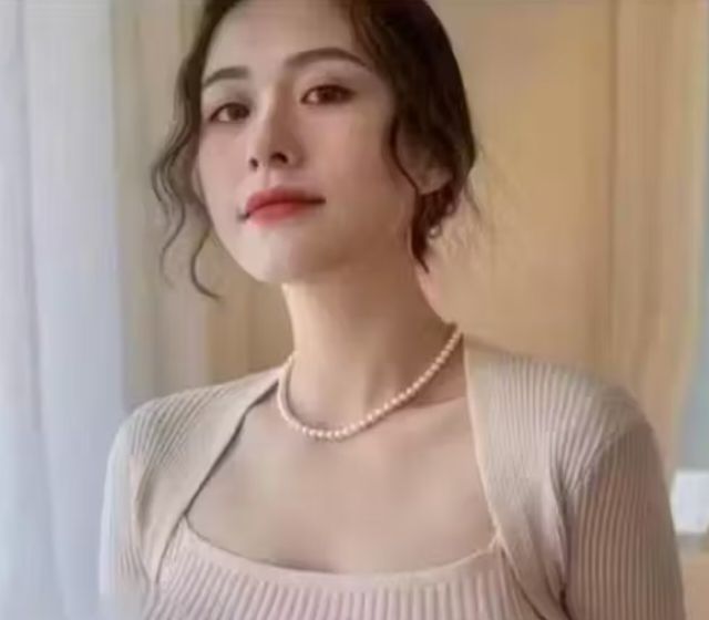 Stylish & Beautyfull Necklace