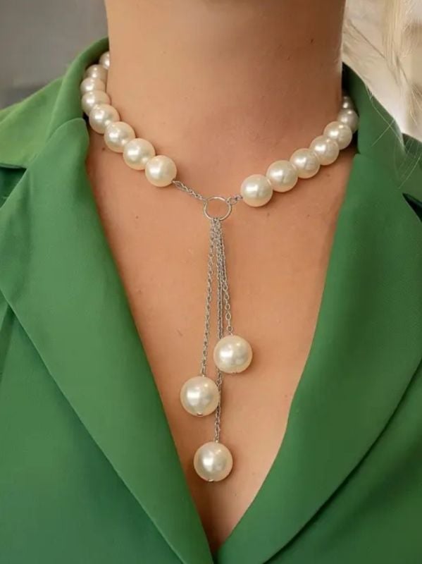 Elegant & Stylish White Colour Necklace