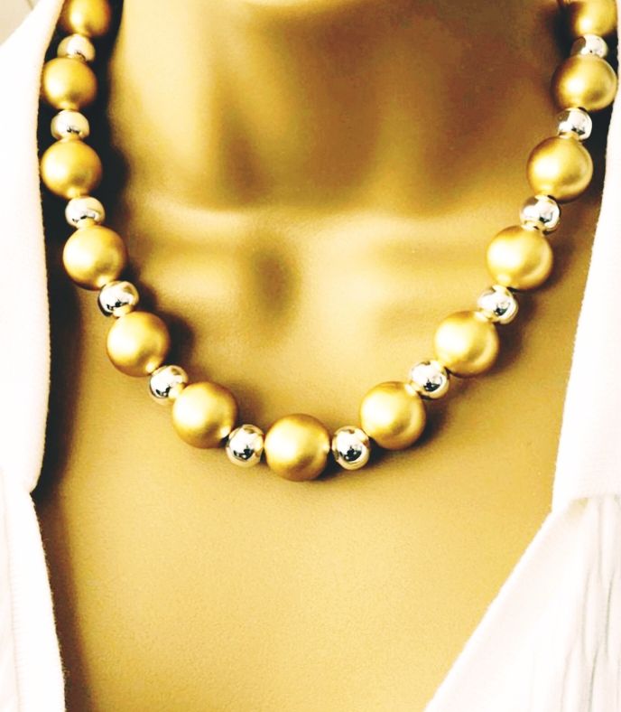 Elegant & Stylish Golden Silver Colour Necklace