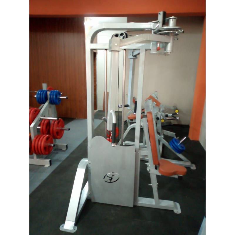 PECK FLY / REAR DELT MACHINE