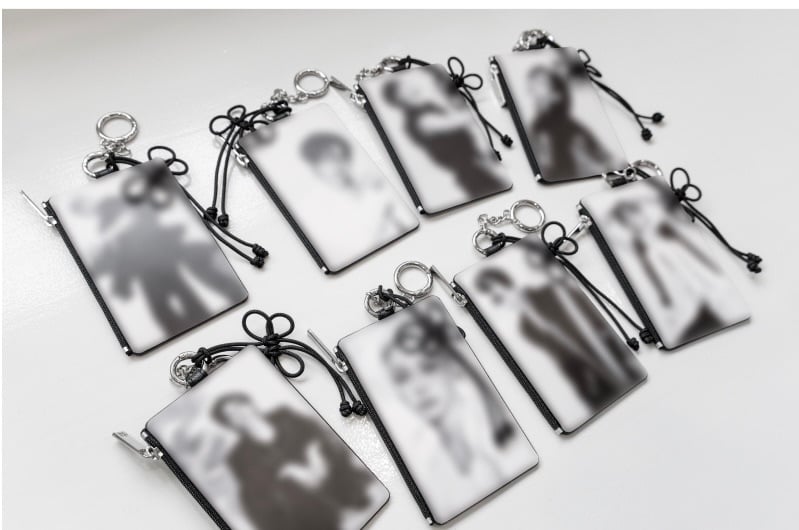 CARD HOLDER KEYRING - RUN IT