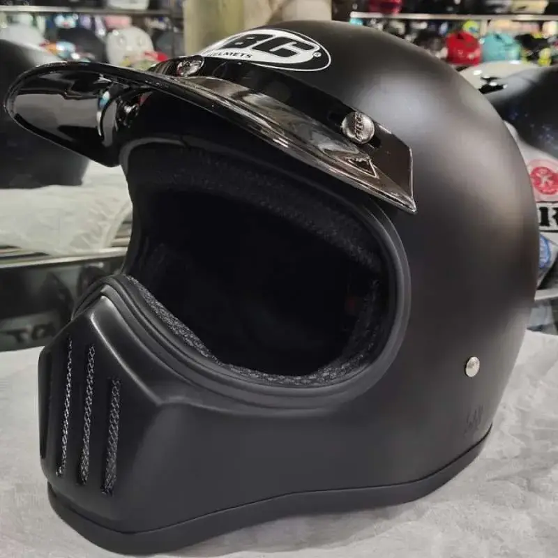 Helm Cakil