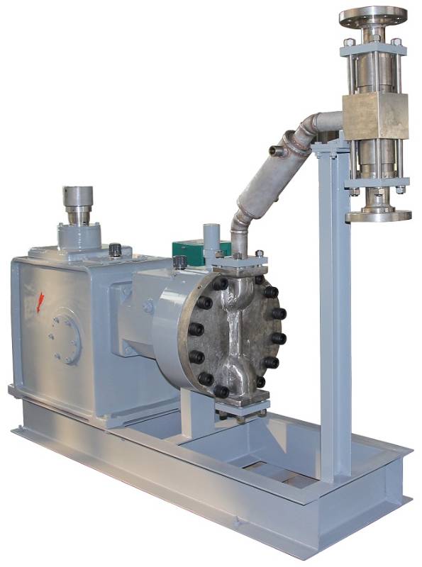 High temperature hydraulic diaphragm metering pump