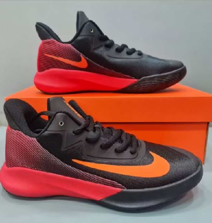 sepatu voly precicion 4