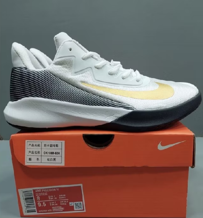 sepatu voly precicion 4