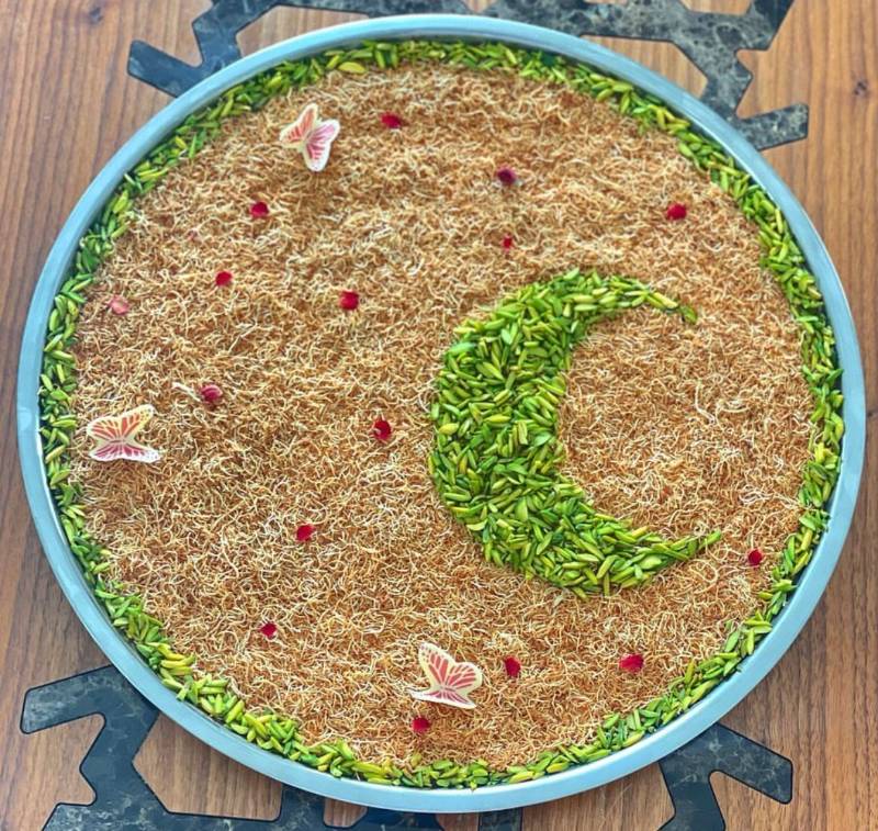 ليالي لبنان بالكنافة