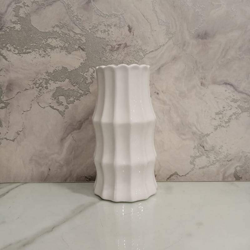 (TPM-439) White Vase 5 Size- S