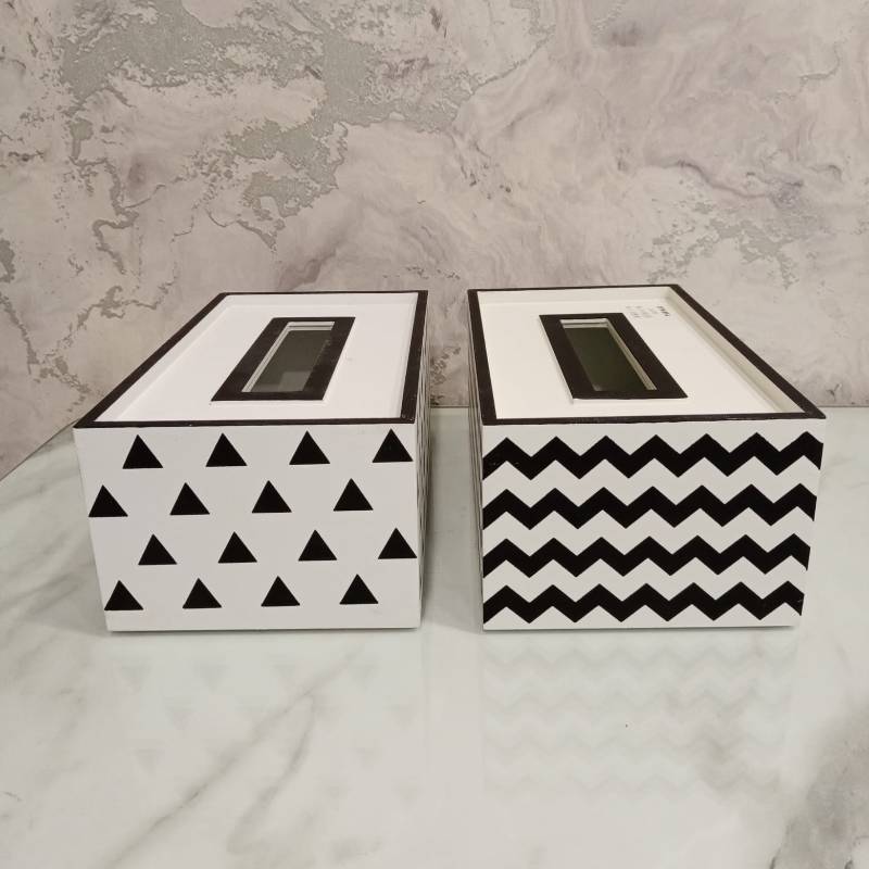 (TPM-584) Tissue Box 4