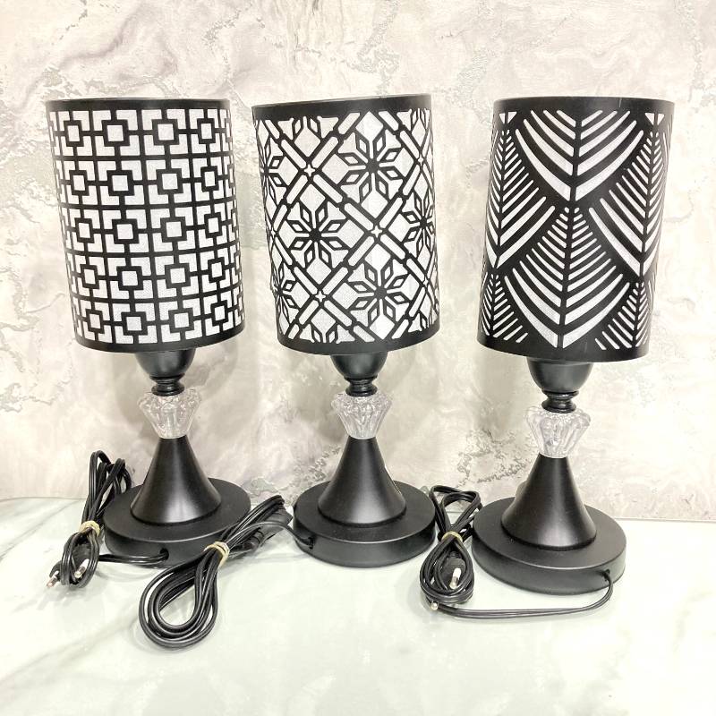 (TPM-233) Black Lamp M
