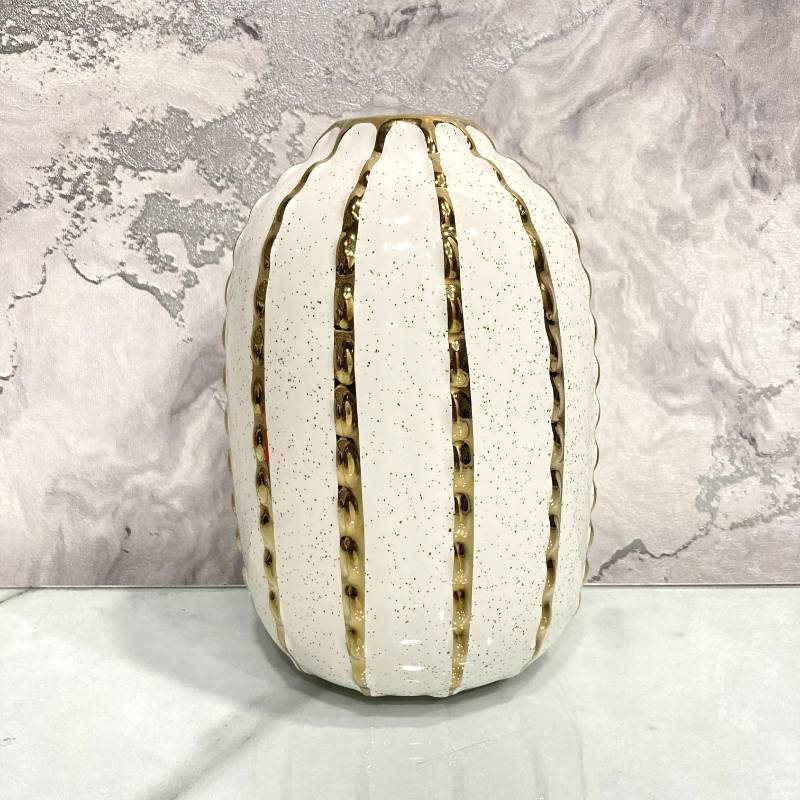 (TPM-206) Multi Coloured Vase 8
