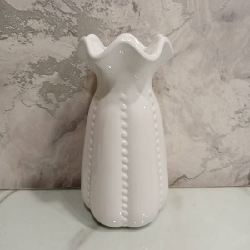 (TPM-449) White Vase 8 Size- M
