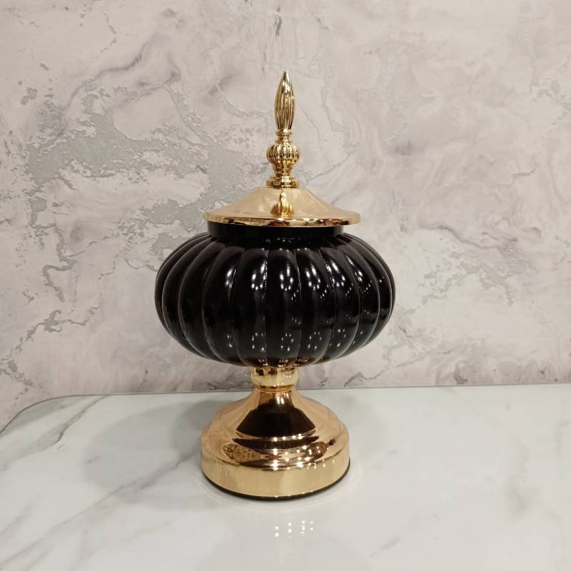 (TPM-492) Black Golden Candy