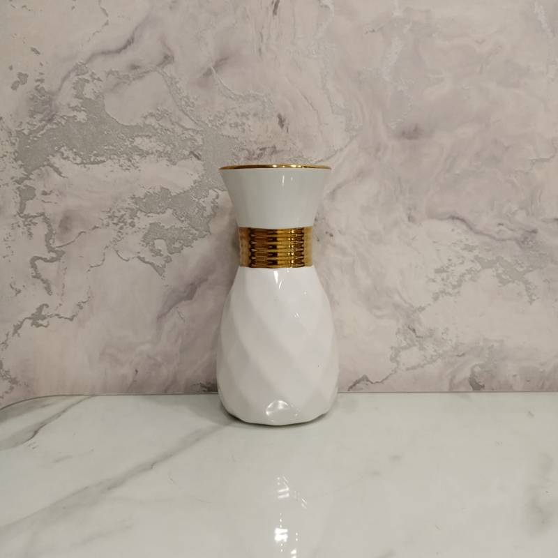 (TPM-431) White Vase 2 Size- M
