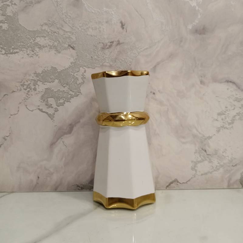 (TPM-433) White Vase 3 Size- S